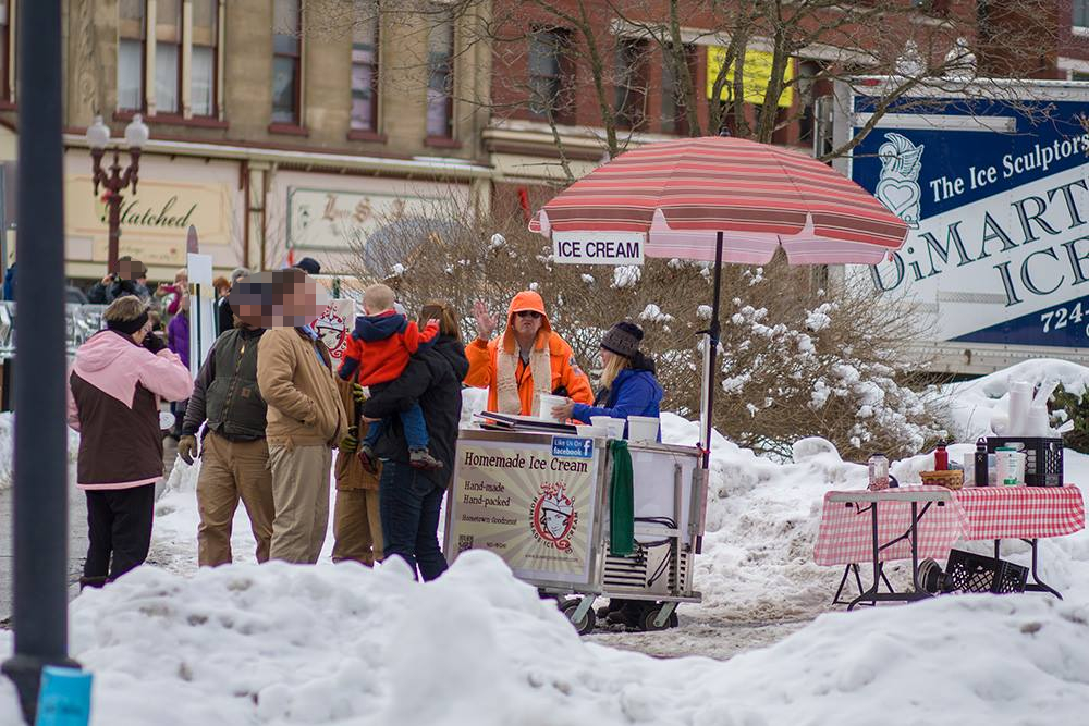 franklin_on_ice_icecream_cart.jpg